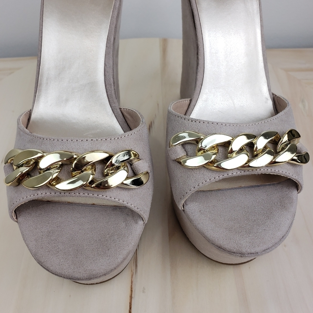 Guess Platform Wedge Heel Shoes Size 8.5M Ankle Strap Sandals Y2K Beige Gold - Picture 8 of 14